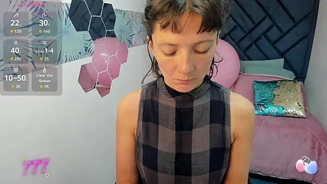 Valery More   online show from June 5, 2026, 1:06 pm