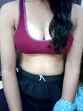 Meenu rani6 online show from December 16, 2025, 6:23 pm