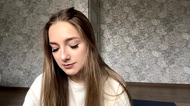 JoannaZetes online show from October 9, 2025, 6:14 am