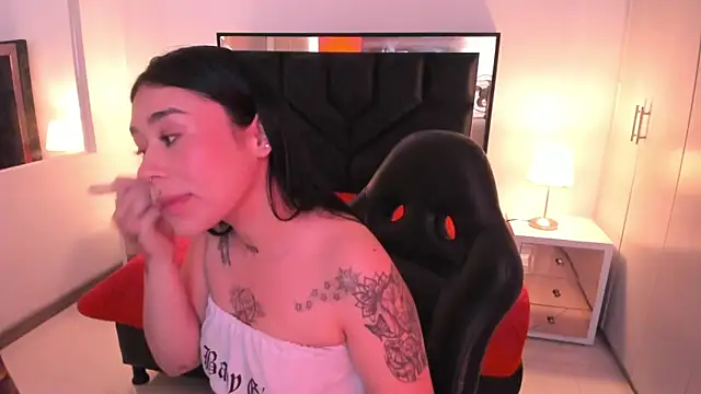 Snapshot of SusanVilla chatting on November 14, 2025, 7:39 pm SusanVilla online show from November 14, 2025, 7:39 pm