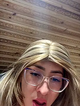 NICOLLE  12 online show from February 13, 2026, 4:45 am