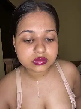soniyaverma00 online show from June 10, 2026, 9:16 pm