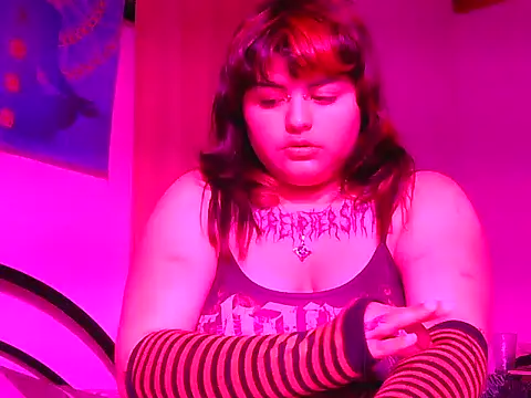 crucifxcked online show from October 26, 2025, 12:44 am