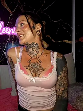 Peach420live online show from July 14, 2026, 8:37 pm