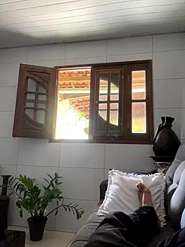 MCLZK online show from October 31, 2025, 6:04 pm