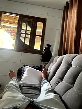 MCLZK online show from January 8, 2026, 5:52 pm