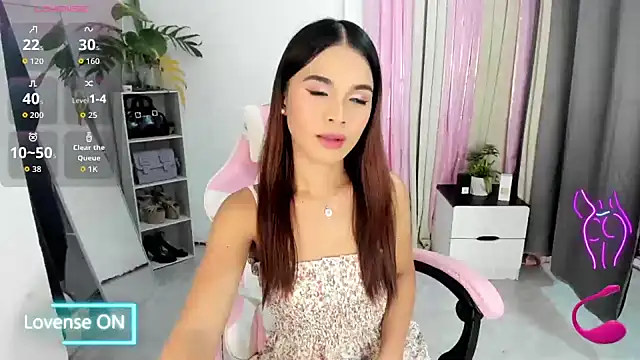 Snapshot of jeanalove chatting on April 17, 2026, 1:03 pm jeanalove online show from April 17, 2026, 1:03 pm