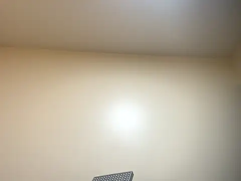 bellacagyal online show from October 1, 2025, 4:17 am