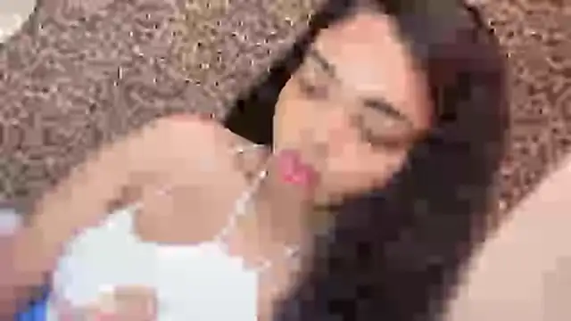 Snapshot of bellacagyal chatting on March 19, 2026, 3:28 am bellacagyal online show from March 19, 2026, 3:28 am