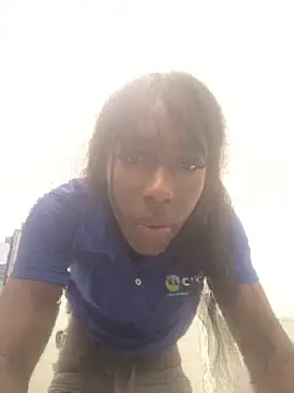 taylor hot85 online show from April 13, 2026, 7:18 pm