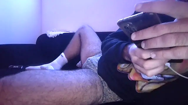 Snapshot of Technorgasm95 chatting on October 24, 2025, 8:19 pm Technorgasm95 online show from October 24, 2025, 8:19 pm