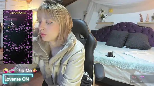 sophialyh 1 online show from February 12, 2026, 1:00 pm