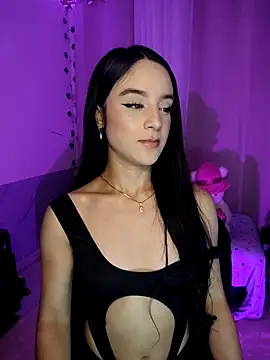 Snapshot of tamara_vald chatting on October 4, 2025, 2:24 am tamara vald online show from October 4, 2025, 2:24 am