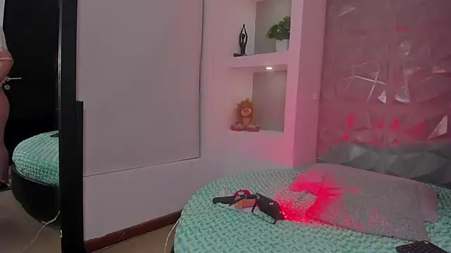 Snapshot of Maya_Rivers chatting on October 22, 2025, 6:24 am Maya Rivers online show from October 22, 2025, 6:24 am