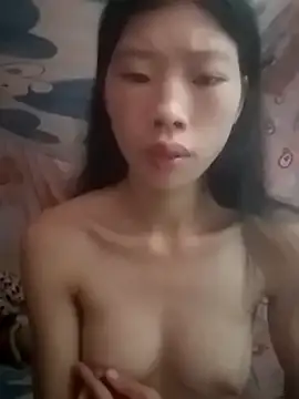 Snapshot of Khanhu_xx chatting on October 27, 2025, 9:10 am Khanhu xx online show from October 27, 2025, 9:10 am