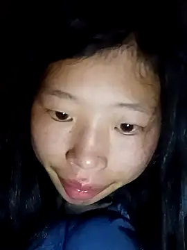 Snapshot of Khanhu_xx chatting on February 13, 2026, 12:49 pm Khanhu xx online show from February 13, 2026, 12:49 pm