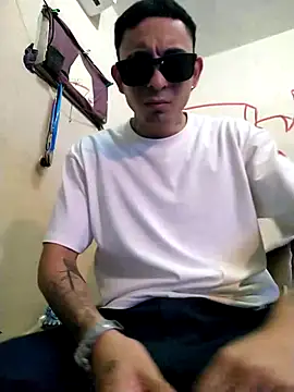 Snapshot of Tucloroformosexxx chatting on July 3, 2026, 8:32 am Tucloroformosexxx online show from July 3, 2026, 8:32 am