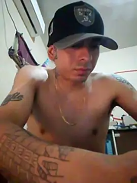 Snapshot of Tucloroformosexxx chatting on May 13, 2026, 10:00 am Tucloroformosexxx online show from May 13, 2026, 10:00 am