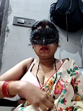 Hot  bhabhi 99 online show from November 28, 2025, 9:09 am