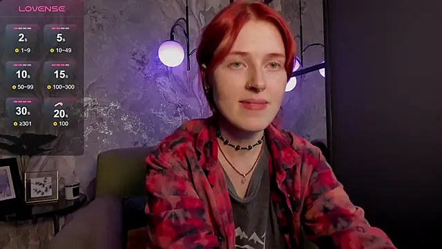 Snapshot of Freirenee chatting on October 18, 2025, 2:52 pm Freirenee online show from October 18, 2025, 2:52 pm