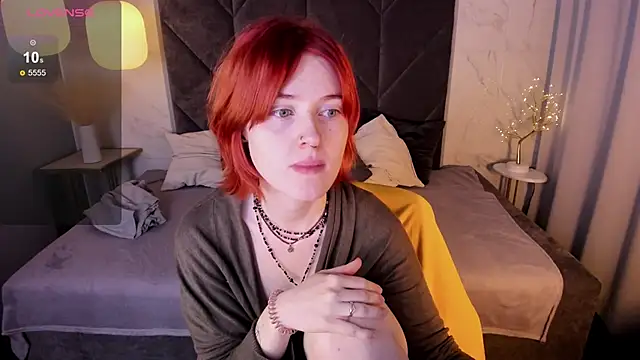 Snapshot of Freirenee chatting on October 15, 2025, 1:52 pm Freirenee online show from October 15, 2025, 1:52 pm