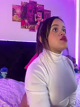 Snapshot of Sussyroxxx chatting on November 3, 2025, 9:51 pm Sussyroxxx online show from November 3, 2025, 9:51 pm