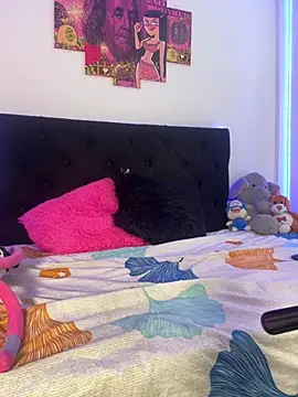 Snapshot of Sussyroxxx chatting on November 12, 2025, 7:51 pm Sussyroxxx online show from November 12, 2025, 7:51 pm