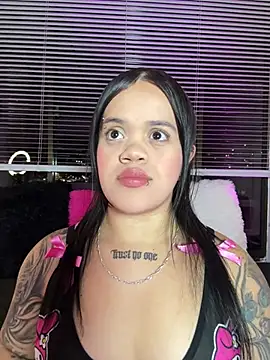 Sussyroxxx online show from June 3, 2026, 4:24 am