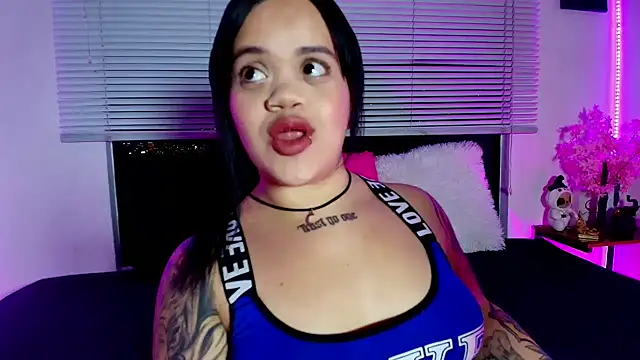 Sussyroxxx online show from May 27, 2026, 4:09 am