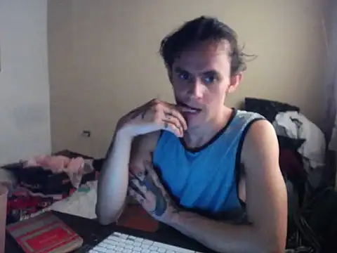 monroedelrey online show from October 28, 2025, 7:57 pm