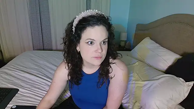 Snapshot of ClaireZX chatting on October 18, 2025, 5:09 am ClaireZX online show from October 18, 2025, 5:09 am