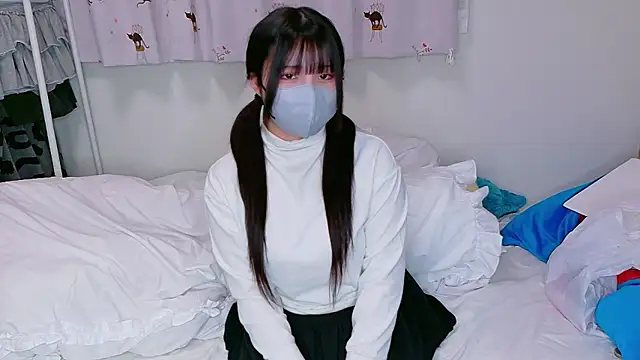 Snapshot of YUKINA_00 chatting on December 20, 2025, 11:57 am YUKINA 00 online show from December 20, 2025, 11:57 am