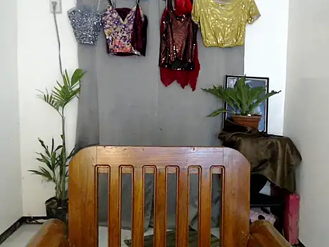 amandareddragon online show from March 23, 2026, 4:45 am