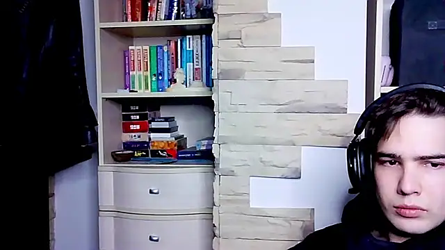 Snapshot of _Chris_Next_Door_ chatting on October 8, 2025, 2:07 pm  Chris Next Door  online show from October 8, 2025, 2:07 pm