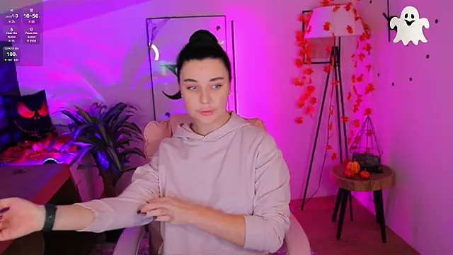 Black   Barbie online show from November 2, 2025, 9:09 pm