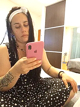 Snapshot of Amarteverdaderamente chatting on November 21, 2025, 2:32 am Amarteverdaderamente online show from November 21, 2025, 2:32 am