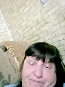 Apeesynka55211 online show from October 28, 2025, 6:51 pm