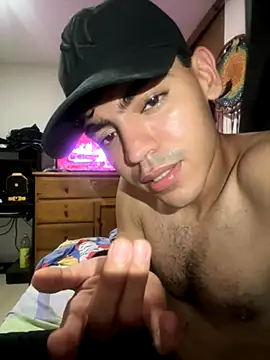 Snapshot of candyhunter chatting on September 29, 2025, 1:34 am candyhunter online show from September 29, 2025, 1:34 am