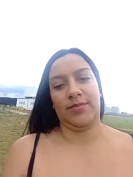 Snapshot of Sexy_Nayra_outdoors chatting on September 29, 2025, 8:14 pm Sexy Nayra outdoors online show from September 29, 2025, 8:14 pm