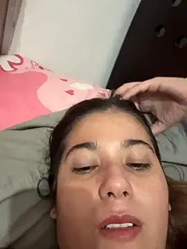 violeticafox online show from December 19, 2025, 5:10 am