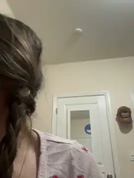 bunnygorl12 online show from April 8, 2026, 9:00 am