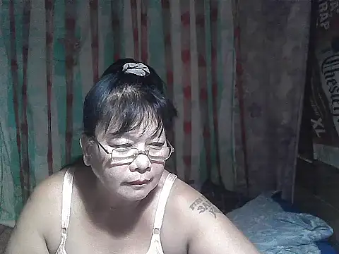 Snapshot of joy_cute chatting on April 4, 2026, 11:55 pm joy cute online show from April 4, 2026, 11:55 pm