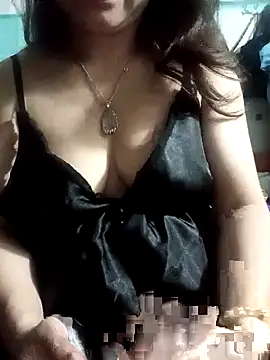 Snapshot of ZingCii chatting on November 16, 2025, 4:01 pm ZingCii online show from November 16, 2025, 4:01 pm