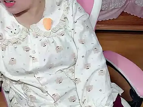 Snapshot of Sunna104 chatting on February 11, 2026, 11:10 am Sunna104 online show from February 11, 2026, 11:10 am