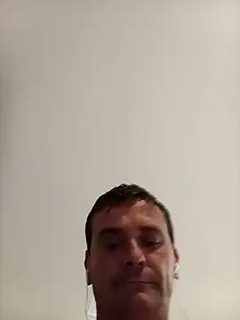 Snapshot of Rudiesny chatting on February 28, 2026, 10:53 pm Rudiesny online show from February 28, 2026, 10:53 pm