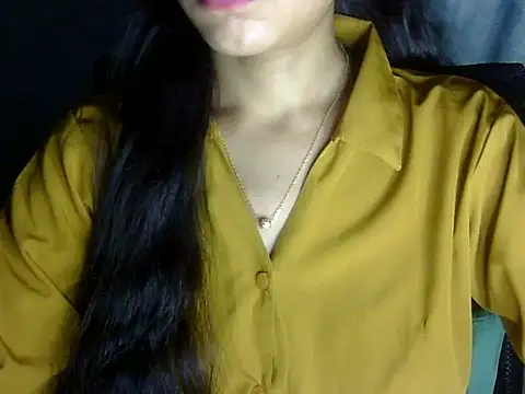 Snapshot of Shazi_1 chatting on May 24, 2026, 3:39 am Shazi 1 online show from May 24, 2026, 3:39 am