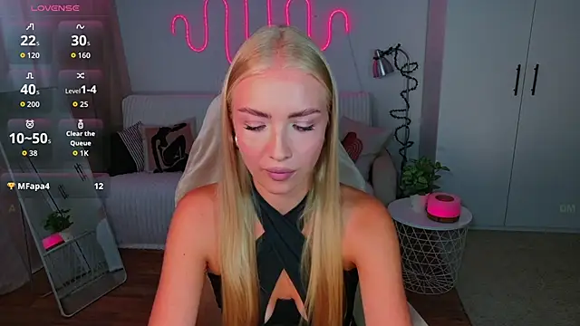 TessaGrays online show from June 21, 2026, 11:05 am