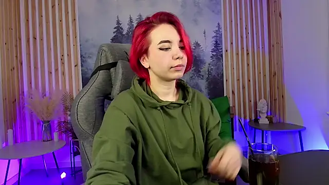 MarcelineChi online show from December 1, 2025, 5:41 am