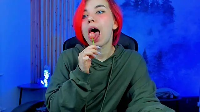 MarcelineChi online show from November 13, 2025, 5:11 am