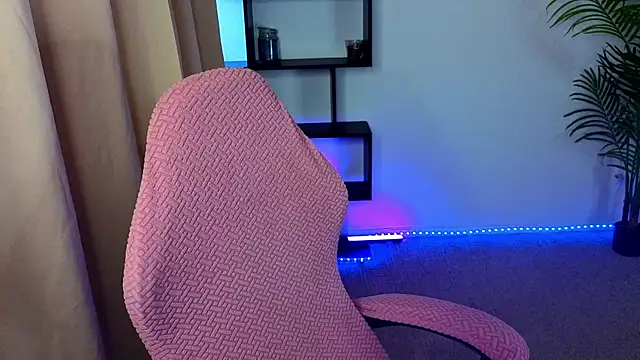 Raven Ink online show from December 20, 2025, 11:02 am